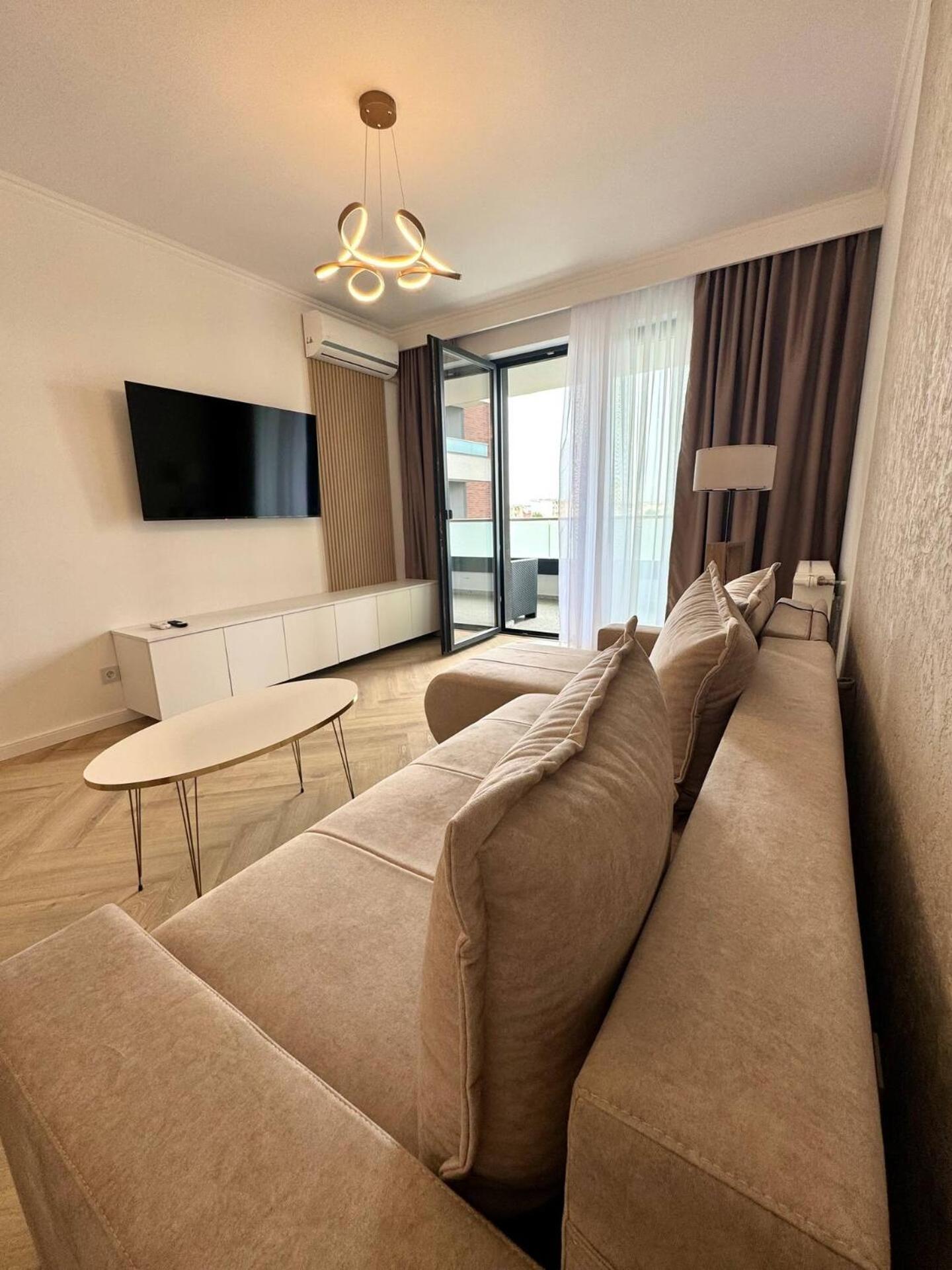 Lake View Luxury Apartament คลูจ-นาโปกา ภายนอก รูปภาพ